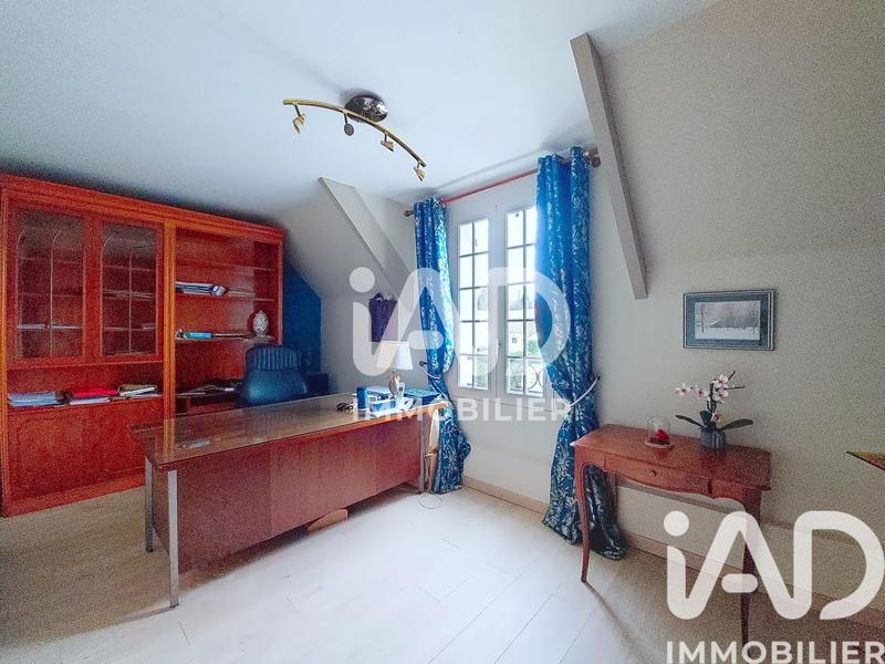 Maison de maîtres - 304 m² - 13 pièces