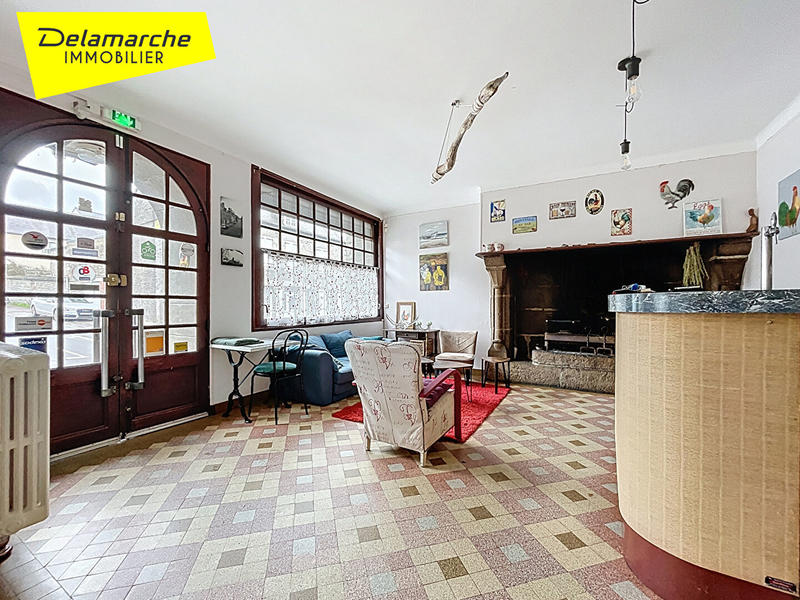 Maison - 223 m² - 10 pièces