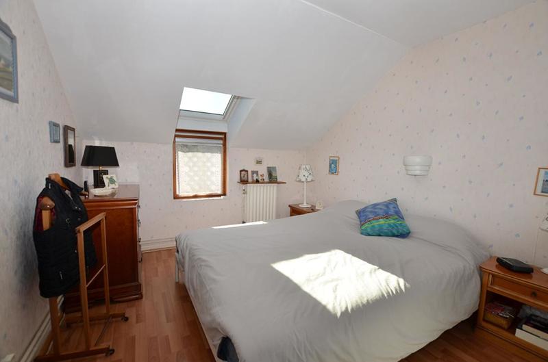 Maison - 96 m² - 5 pièces