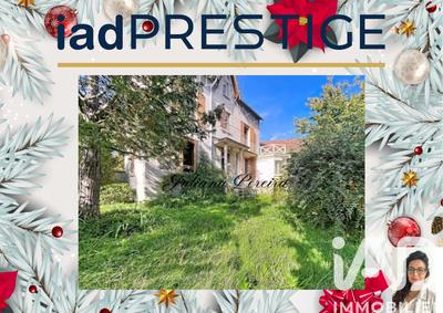 Maison - 248 m² - 11 pièces