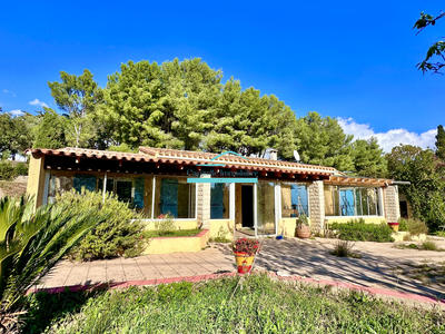 Mas - 170 m² - 5 pièces