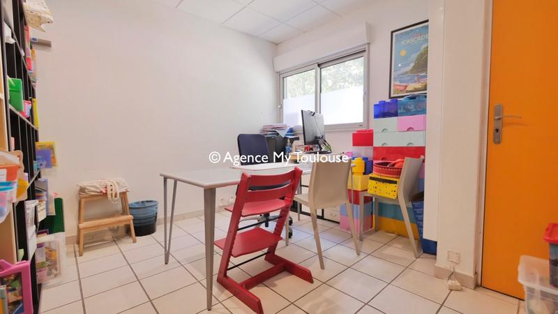 Local d'activités - 64 m²