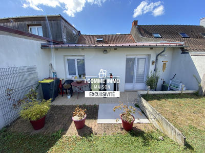 Maison - 60 m² - 4 pièces