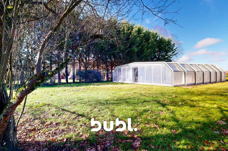 Maison - 193 m² - 8 pièces