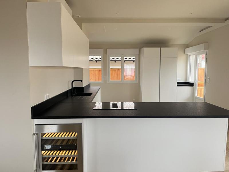 Villa - 245 m² - 10 pièces