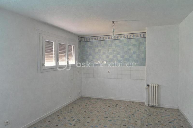 Maison - 97 m² - 5 pièces