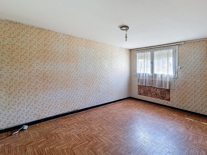 Maison - 91 m² - 6 pièces