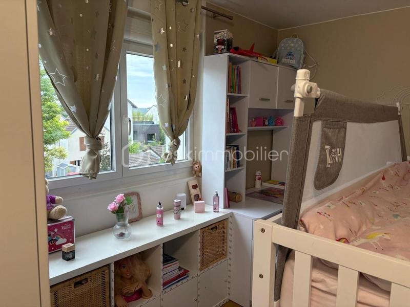 Appartement - 75 m² - 5 pièces