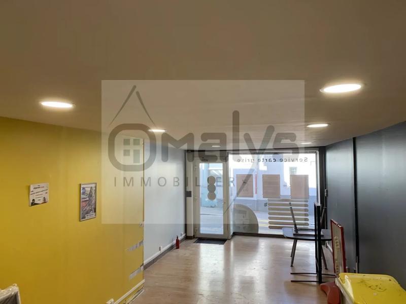 Immeuble - 200 m² - 10 pièces