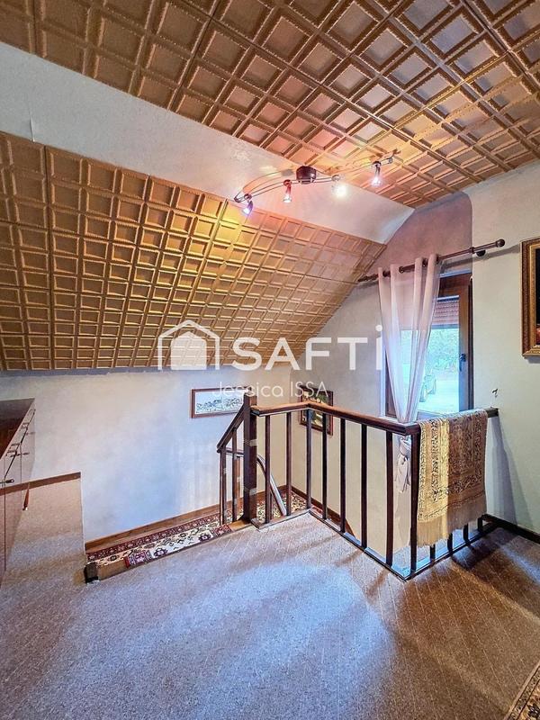 Maison - 160 m² - 6 pièces