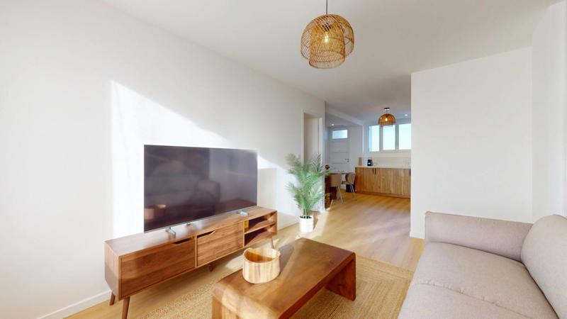 Appartement - 81 m² - 5 pièces