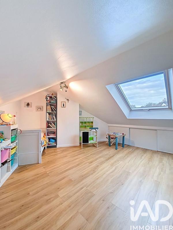 Maison - 95 m² - 4 pièces