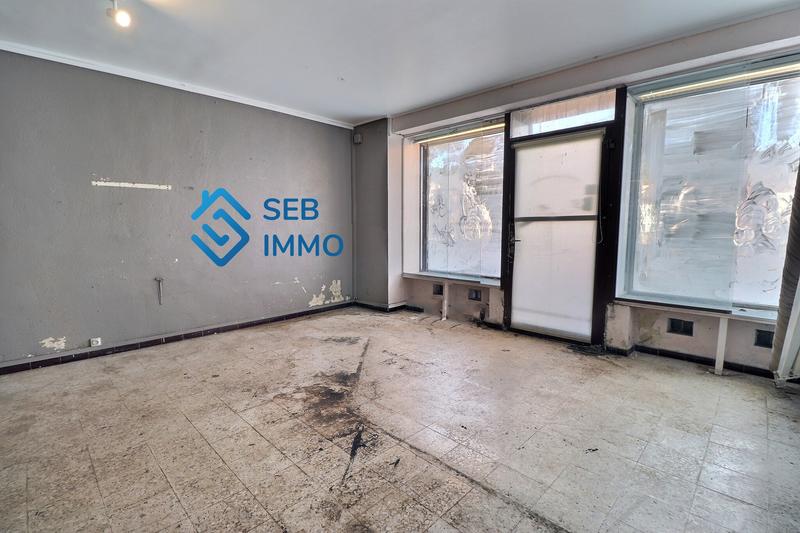 Local commercial - 101 m²