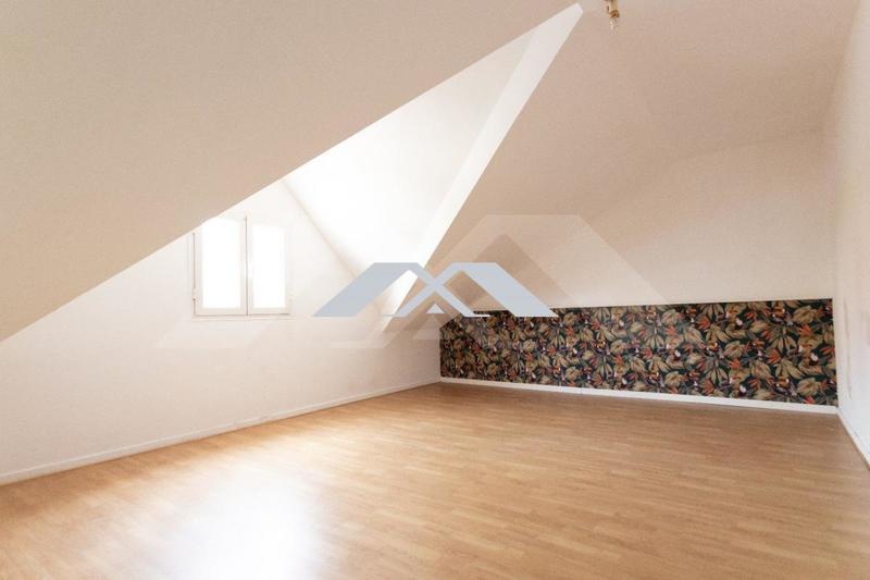 Maison - 115 m² - 4 pièces