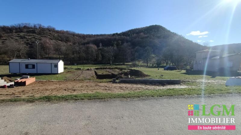 Terrain constructible - 4 620 m²