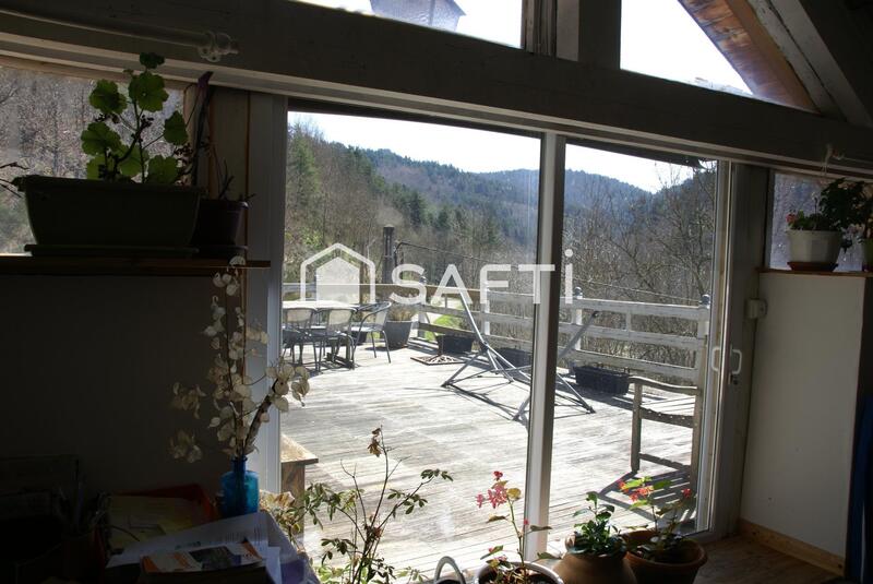 Maison - 263 m² - 8 pièces