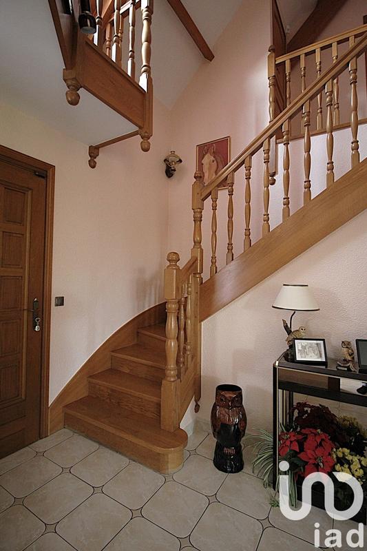 Maison - 185 m² - 7 pièces