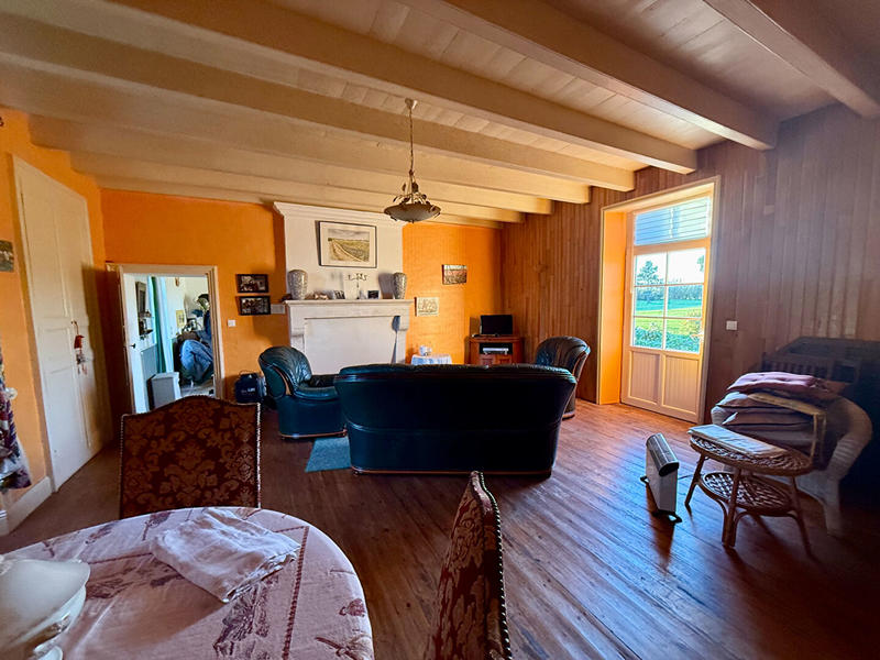 Maison - 186 m² - 4 pièces