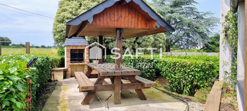 Maison - 283 m² - 13 pièces