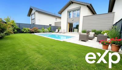 Maison - 93 m² - 4 pièces