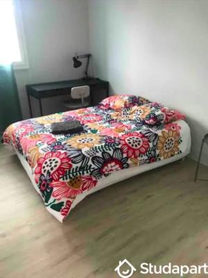 Chambre - 9 m² - 1 pièce