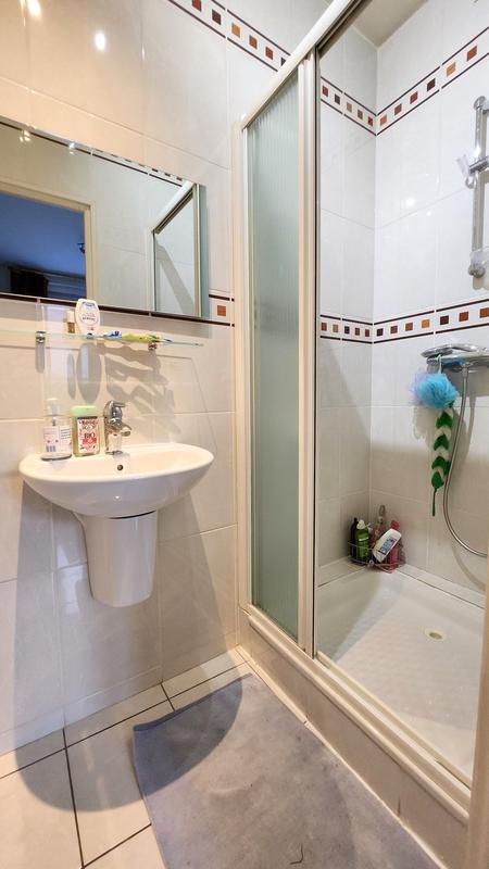 Maison - 142 m² - 6 pièces