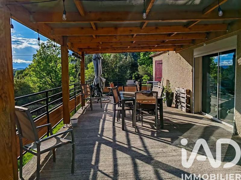 Maison - 88 m² - 3 pièces