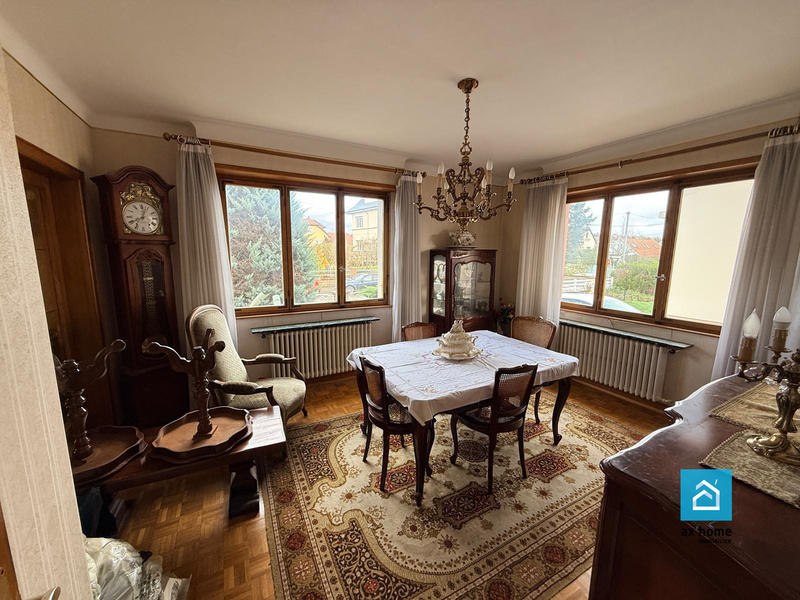 Maison - 210 m² - 7 pièces