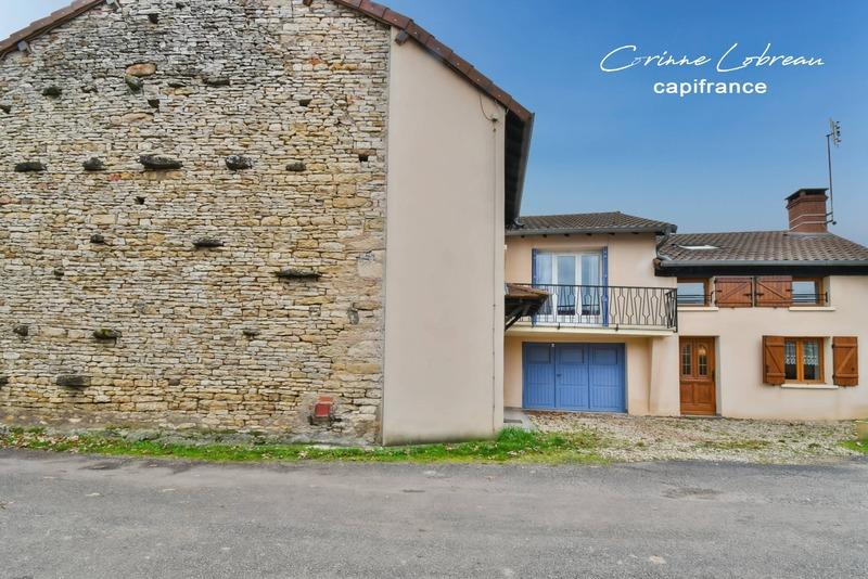 Maison de village - 224 m² - 7 pièces