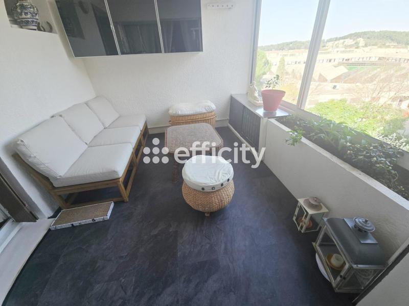 Appartement - 90 m² - 3 pièces