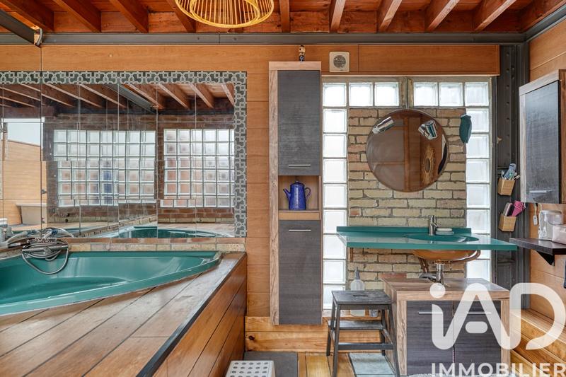 Loft - 113 m² - 5 pièces