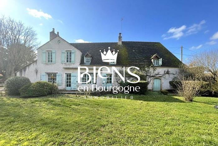 Maison - 190 m² - 6 pièces