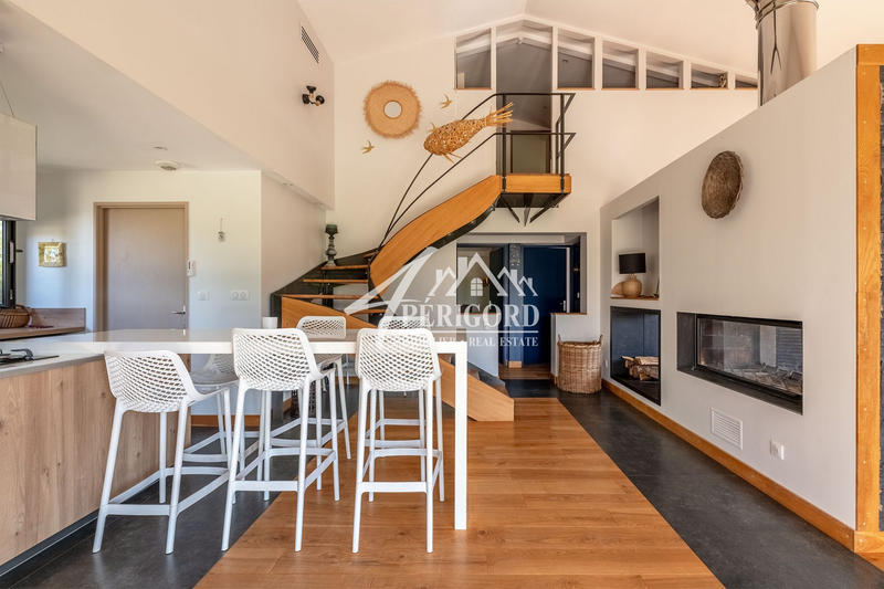 Maison contemporaine - 160 m² - 6 pièces