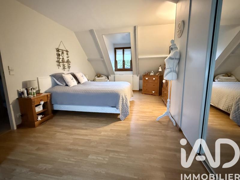 Maison - 196 m² - 8 pièces