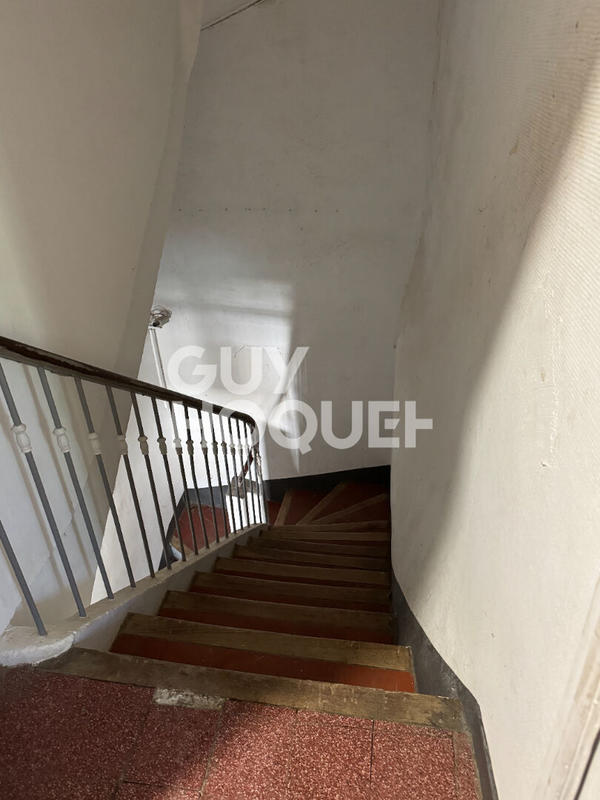 Maison - 250 m² - 7 pièces