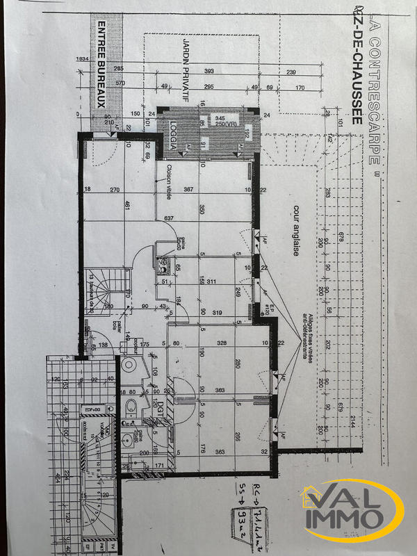 Bureau - 157 m² - 6 pièces