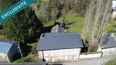 Maison - 400 m² - 12 pièces