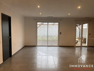 Maison - 86 m² - 4 pièces