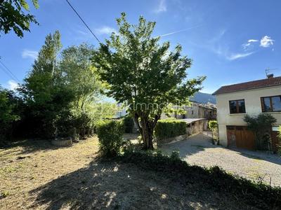 Maison - 142 m² - 5 pièces
