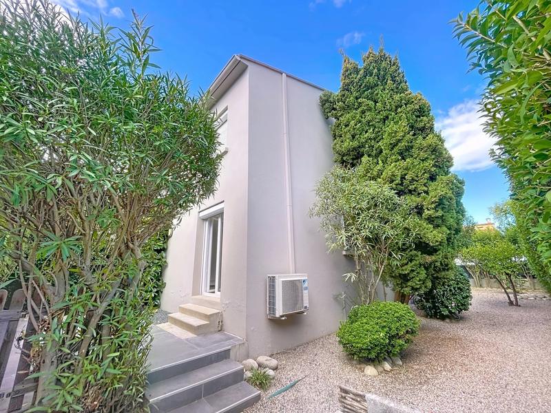 Villa - 101 m² - 4 pièces