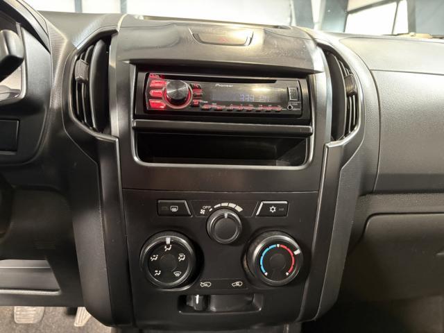 Isuzu d-max 2.5 4x4 Crew Cab Satellite