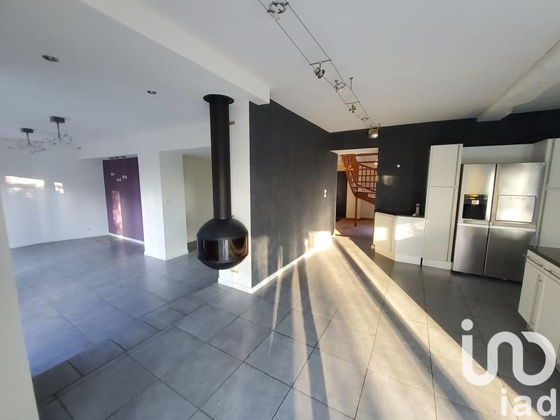 Maison - 248 m² - 5 pièces