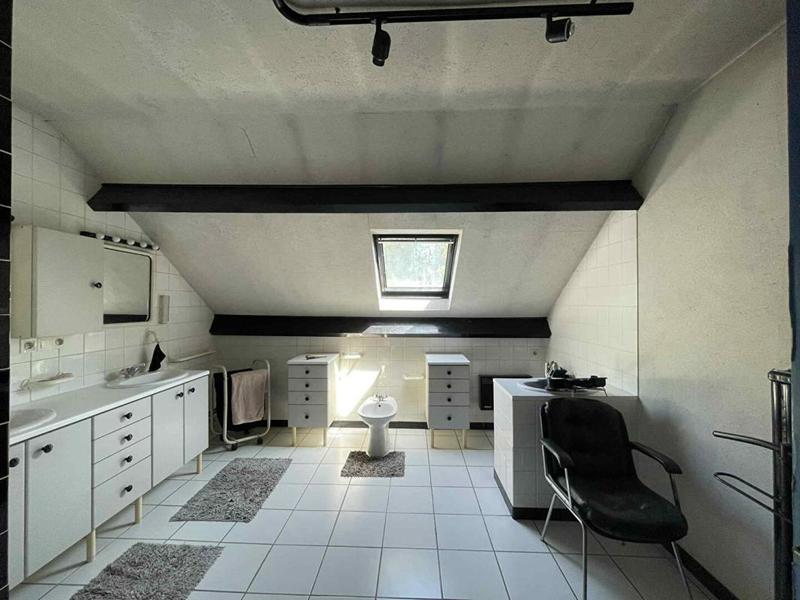 Maison - 160 m² - 7 pièces