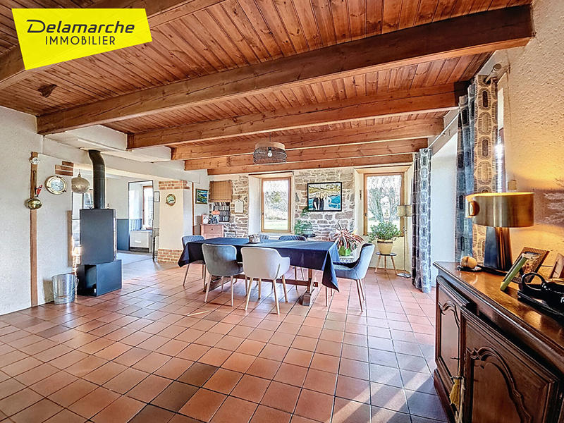 Maison - 136 m² - 5 pièces