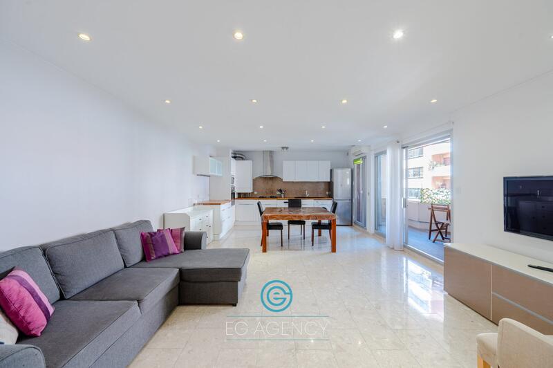 Appartement - 74 m² - 3 pièces