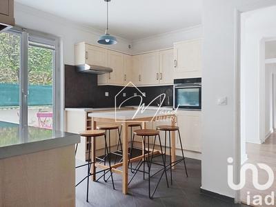 Appartement - 104 m² - 4 pièces