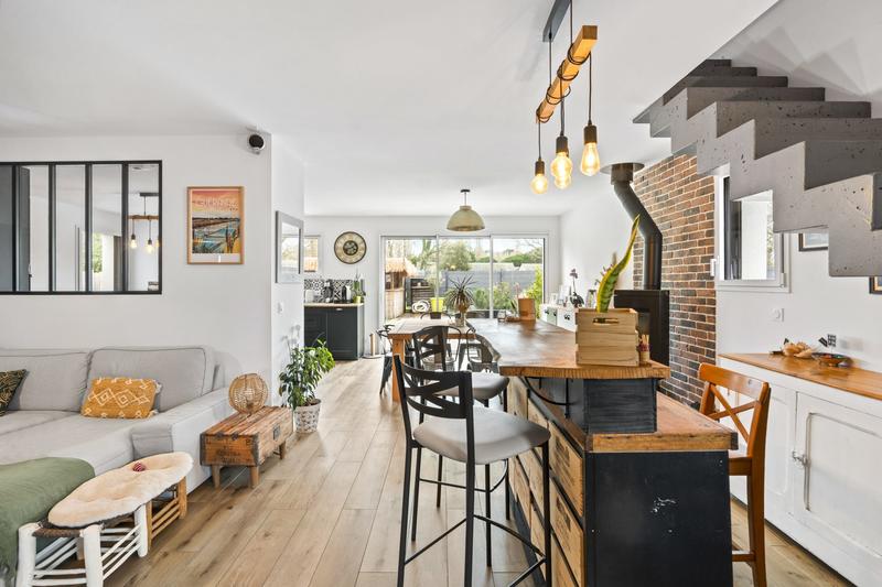 Maison contemporaine - 145 m² - 6 pièces