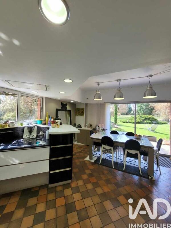 Maison de maîtres - 319 m² - 12 pièces