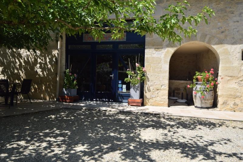 Propriété - 660 m² - 22 pièces