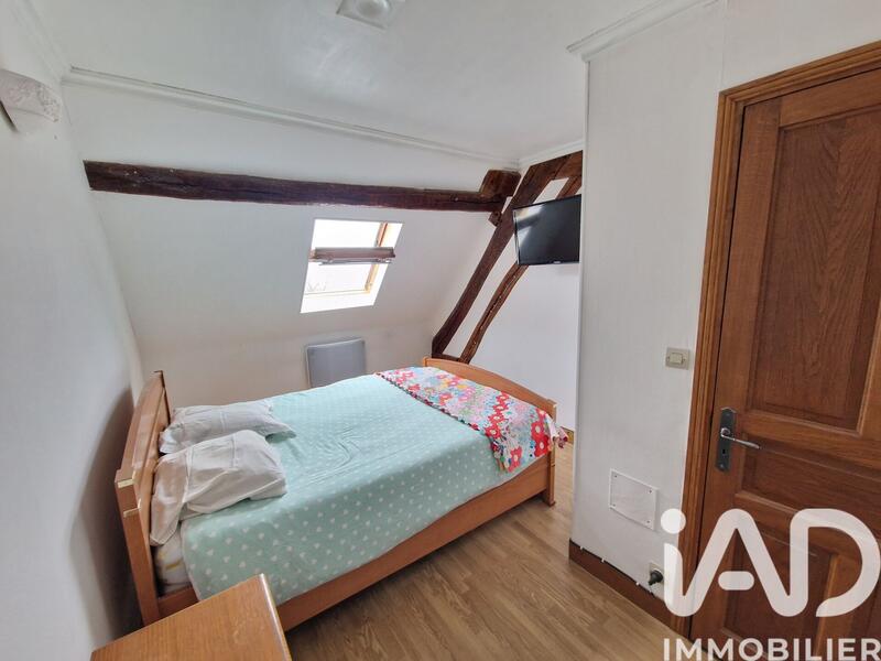 Maison - 175 m² - 8 pièces